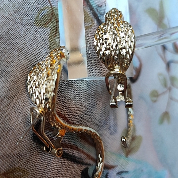 Cobra Snake Venomous Oversized Gold Tone Pierced Statement Earrings Oddities EUC - Picture 11 of 12
